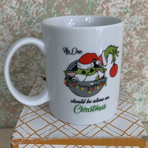 Baby Yoda No One Should Be Alone On Christmas Coffee Mug 11OZ - Picture 2 of 7